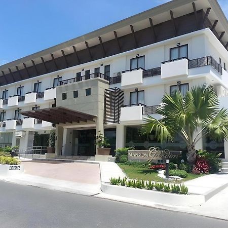 Mansion Garden Hotel Olongapo Exterior foto